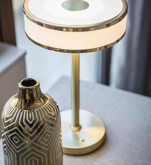 Номер Superior с Балконом, Royalty Hotel Athens