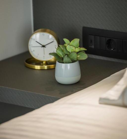 Люкс с Балконом, Royalty Hotel Athens