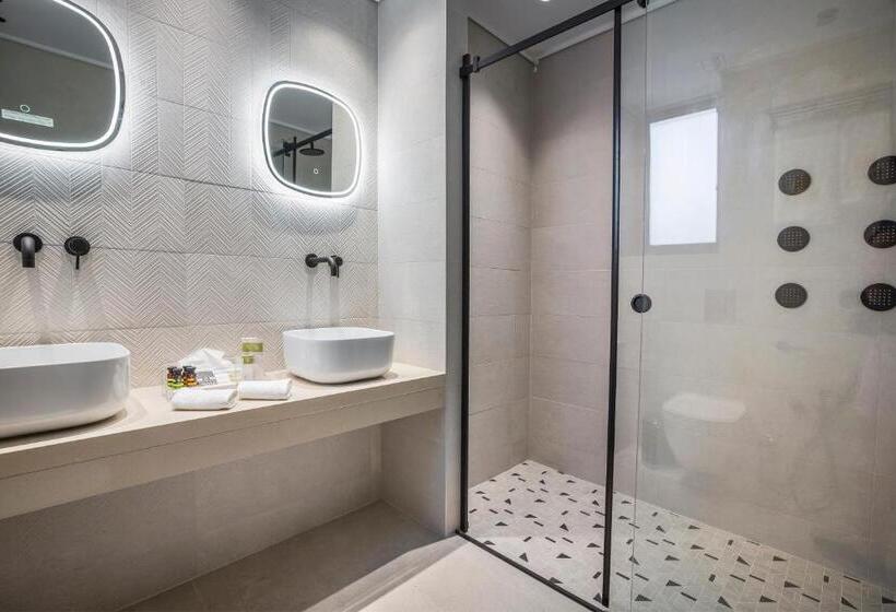 Люкс с Балконом, Royalty Hotel Athens