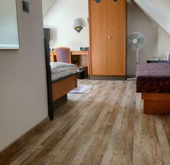 חדר סטנדרט יחיד, Seebach