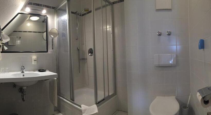 חדר סטנדרט, Seebach