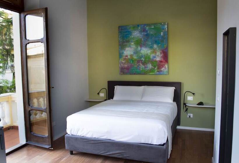 اتاق لوکس, Relais Villa Montedonzelli