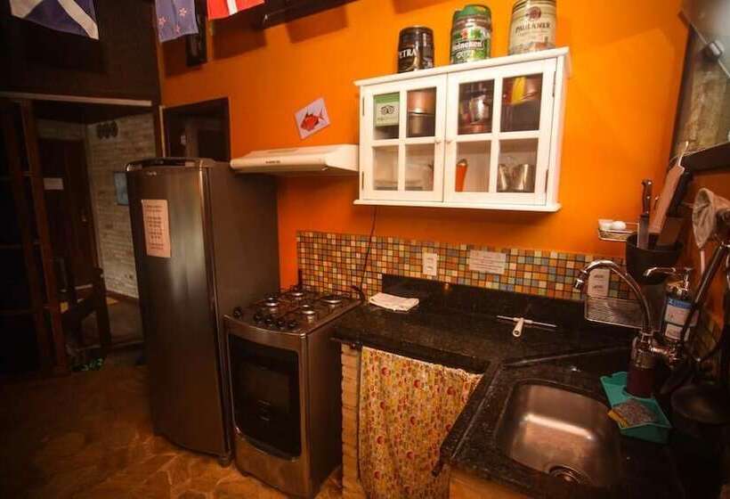 共用房间的床, Biergarten Hostel