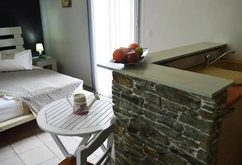 اتاق سه نفره دلوکس با چشمانداز دریا, Aegean Paradiso Vacation Club Adults Only