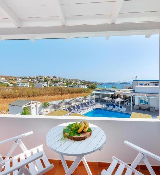 اتاق سه نفره دلوکس با چشمانداز دریا, Aegean Paradiso Vacation Club Adults Only