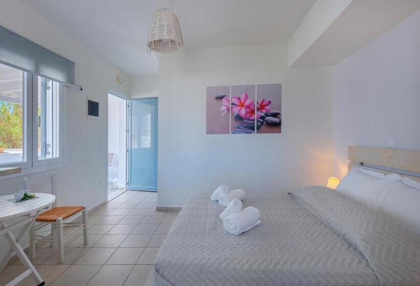 Номер Стандарт Вид на Сад, Aegean Paradiso Vacation Club   Adults Only