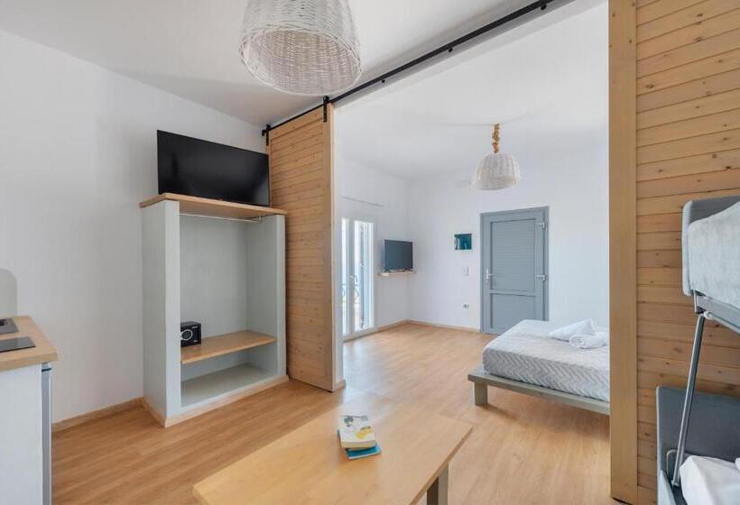 سوییت لوکس, Aegean Paradiso Vacation Club Adults Only