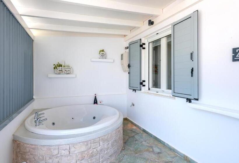 اتاق لوکس با چشمانداز باغ, Aegean Paradiso Vacation Club Adults Only