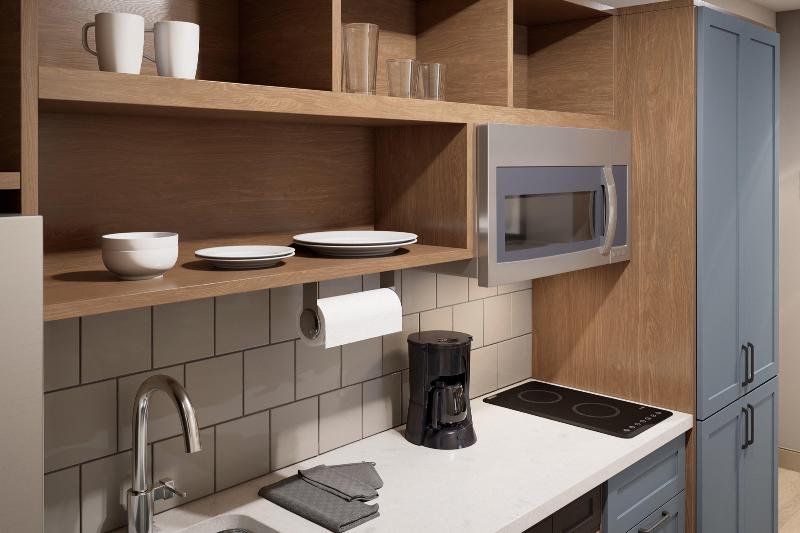 带大床的标准工作室, Candlewood Suites   Lexington   Medical District, An Ihg