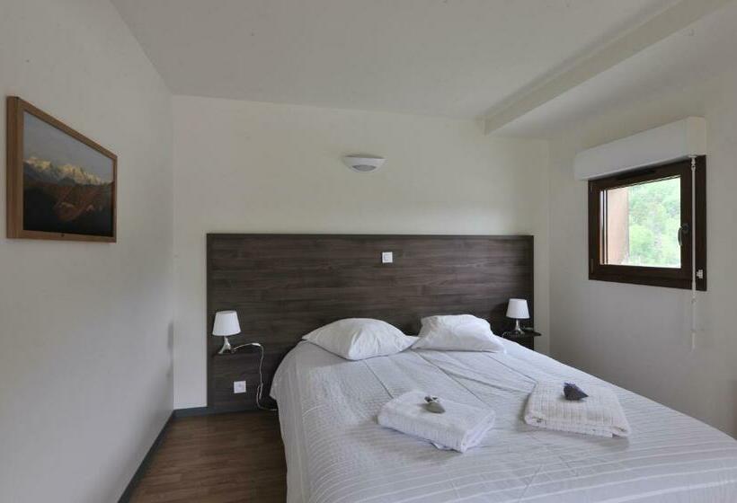 スタンダード４人部屋, L Inattendu