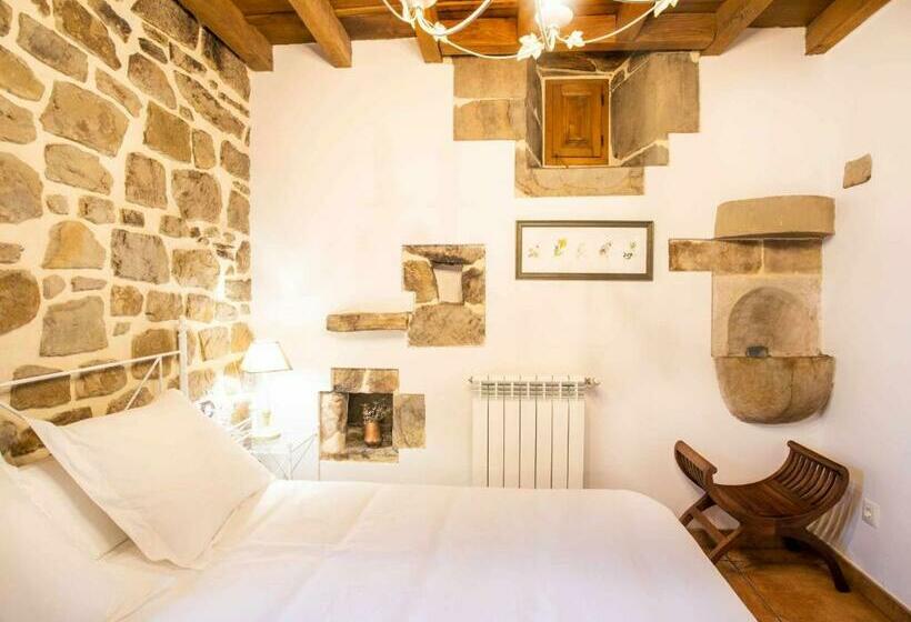 غرفة قياسية, Palacio La Cajiga