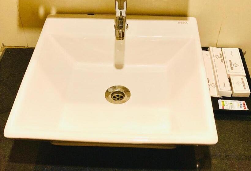 발코니 디럭스 룸, Goroomgo Hotel Reliance Jharkhand