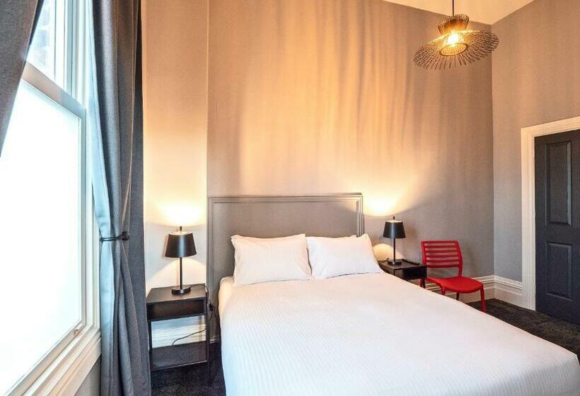 스탠다드 룸, Telegraph Hotel Numurkah