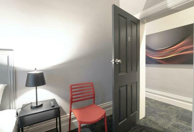 스탠다드 룸, Telegraph Hotel Numurkah