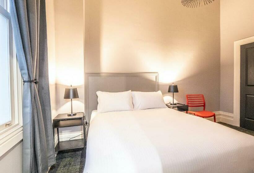 스탠다드 룸, Telegraph Hotel Numurkah