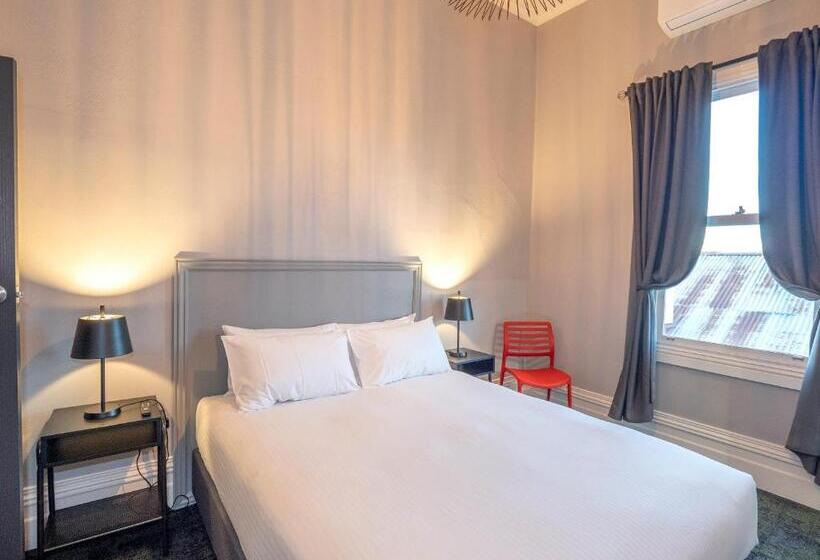 스탠다드 룸, Telegraph Hotel Numurkah