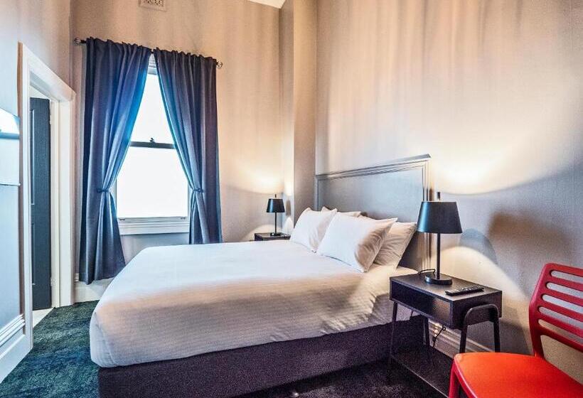 스탠다드 룸 킹사이즈 침대, Telegraph Hotel Numurkah