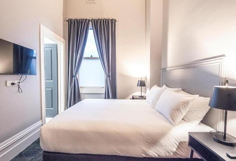 스탠다드 룸 킹사이즈 침대, Telegraph Hotel Numurkah