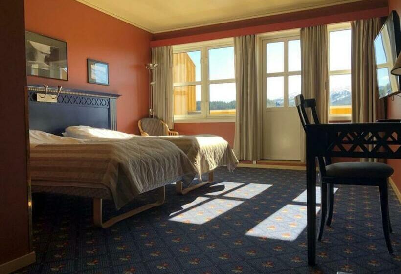 Номер Стандарт с Балконом, Grong Hotell