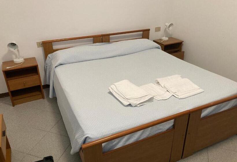 חדר סטנדרט, Isa