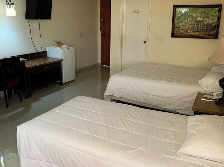 اتاق استاندارد سه نفره, Maicao Internacional