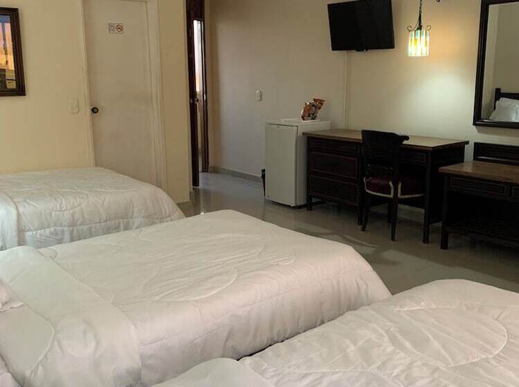 اتاق استاندارد سه نفره, Maicao Internacional