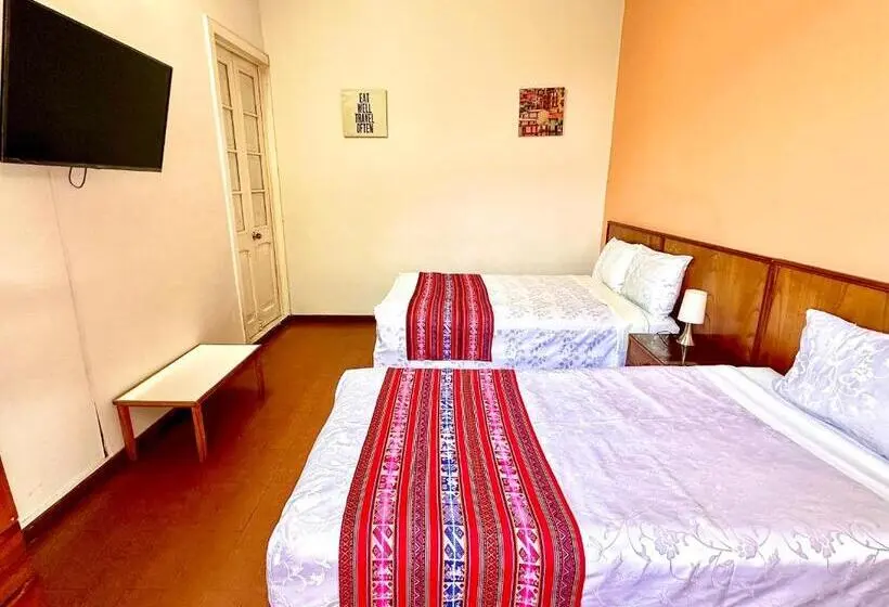 اتاق خانوادگی, La Casona De Jerusalen