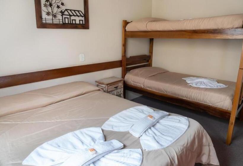 Négyágyas Standard Szoba, Pousada Araucaria