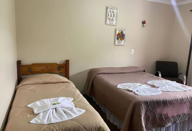 חדר סטנדרט לשלושה, Pousada Araucaria