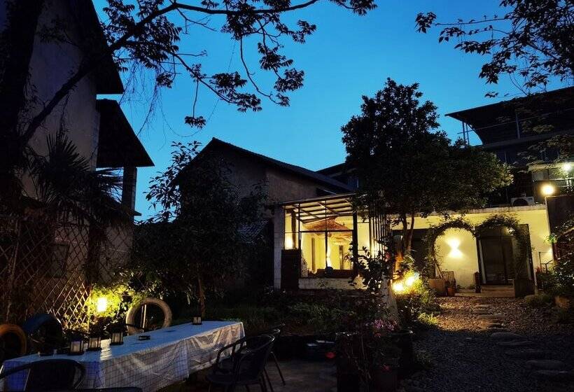 غرفة قياسية, Tujia Folk Houses