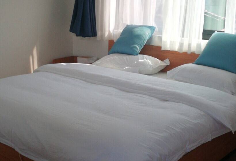 غرفة قياسية, Tujia Folk Houses