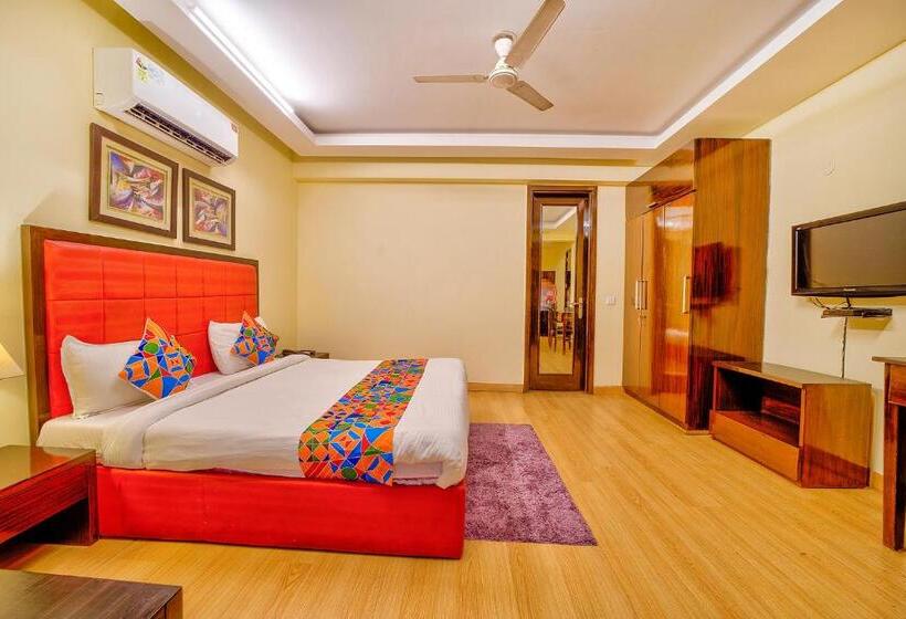 Superior Room, Fabhotel Rivlet