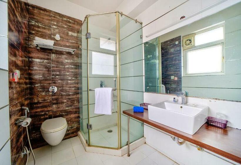 Superior Room, Fabhotel Rivlet