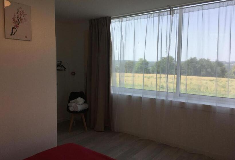 스탠다드 룸, Hôtel Restaurant   Le Vieux Pigeonnier