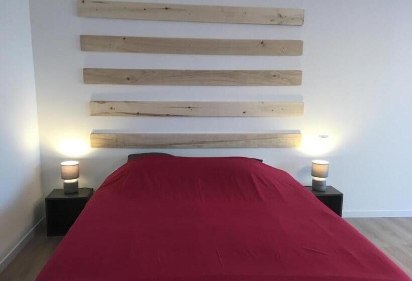 패밀리 룸, Hôtel Restaurant   Le Vieux Pigeonnier