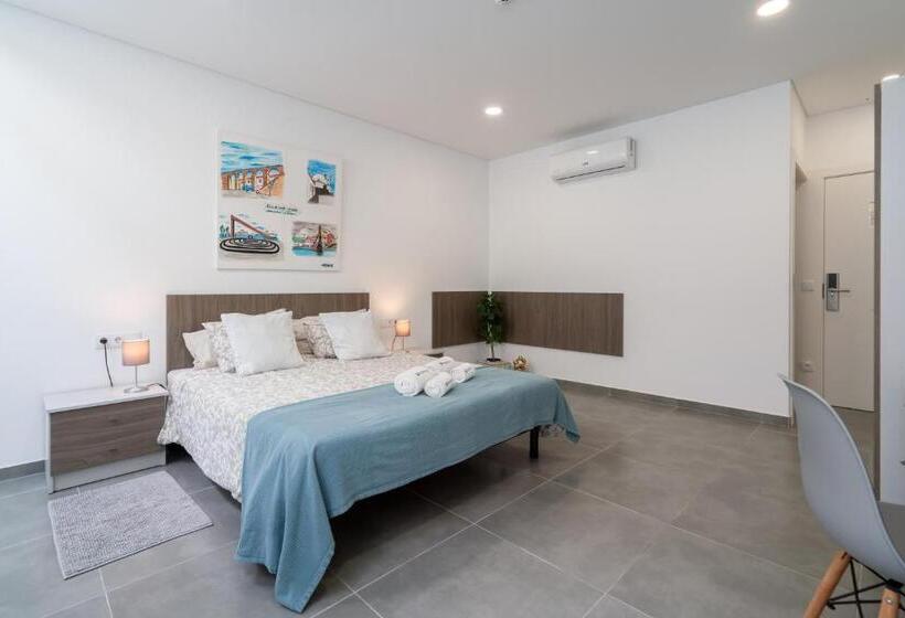 Номер Стандарт, Host Wise Arvore