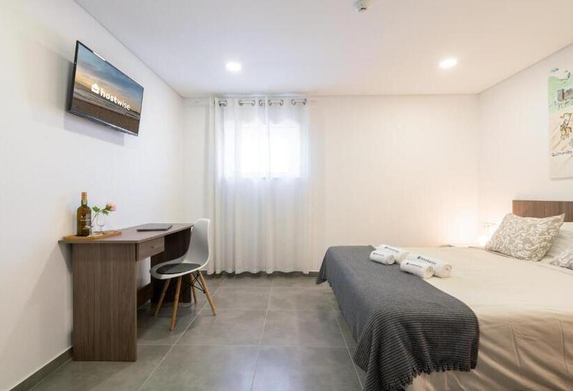 Номер Стандарт, Host Wise Arvore