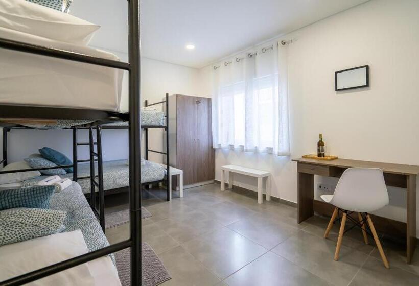 Номер Стандарт Трехместный, Host Wise Arvore