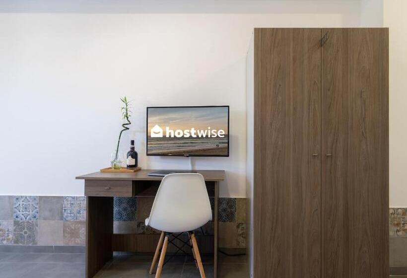 Номер Стандарт с Террасой, Host Wise Arvore