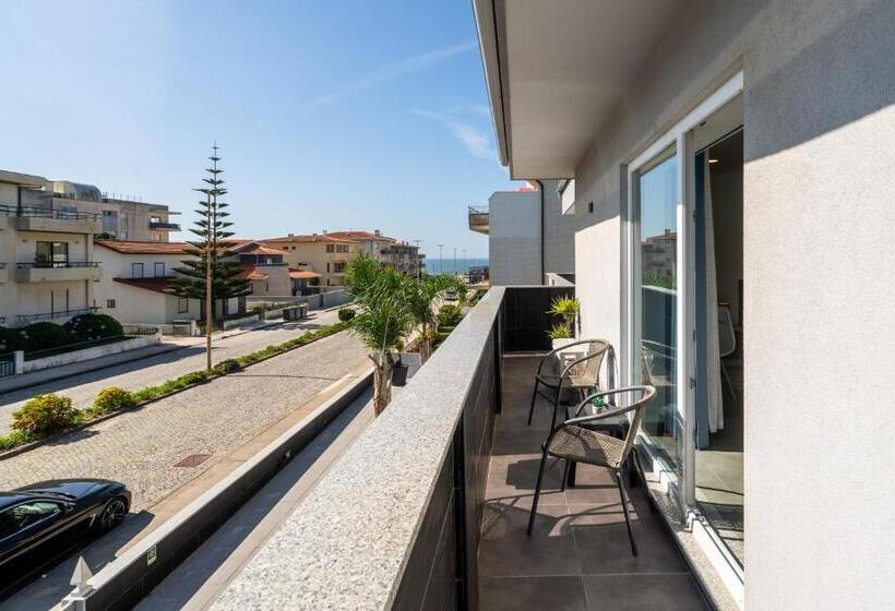 Номер Deluxe с Балконом, Host Wise Arvore