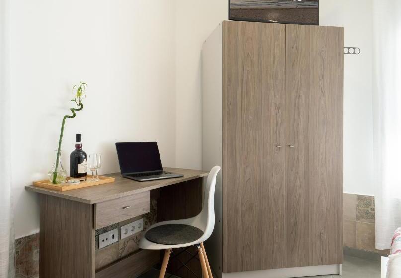 Трехместный Номер Классика, Host Wise Arvore