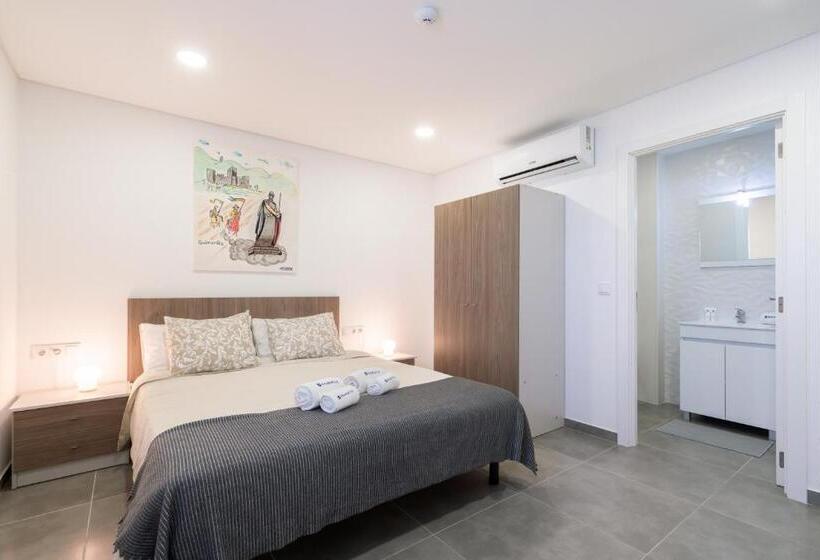 Номер Стандарт, Host Wise Arvore