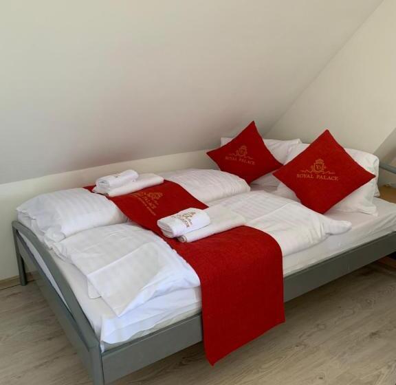 דירת חדר, Pension Vidhous 2