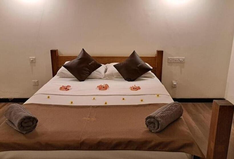 اتاق خانوادگی, Rising Sun Beach View