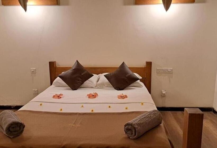 اتاق خانوادگی, Rising Sun Beach View