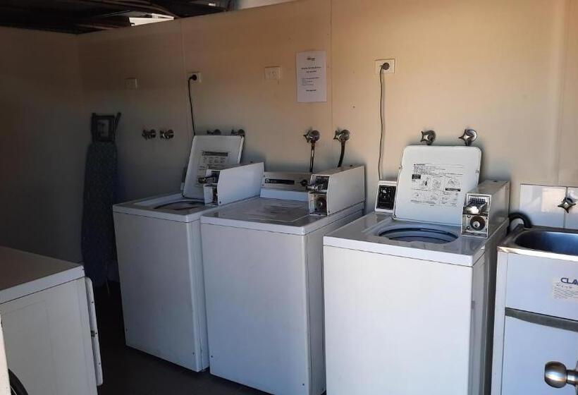 اتاق لوکس سه تخته, Boab Inn