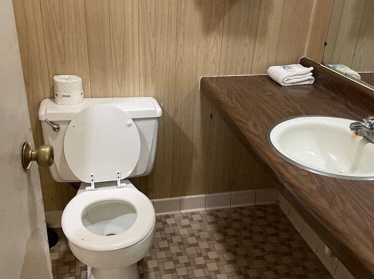 غرفة قياسية, Budget Inn