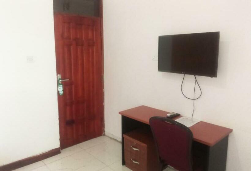 اتاق استاندارد با چشم‌انداز دریاچه, Frontiers Hotel & Conference Entebbe