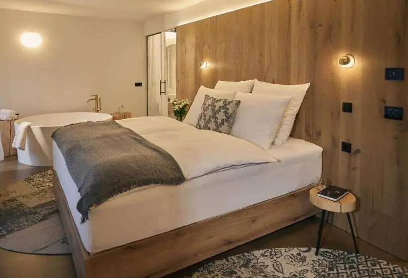 Deluxe Room Mountain View, Triangel Boutique