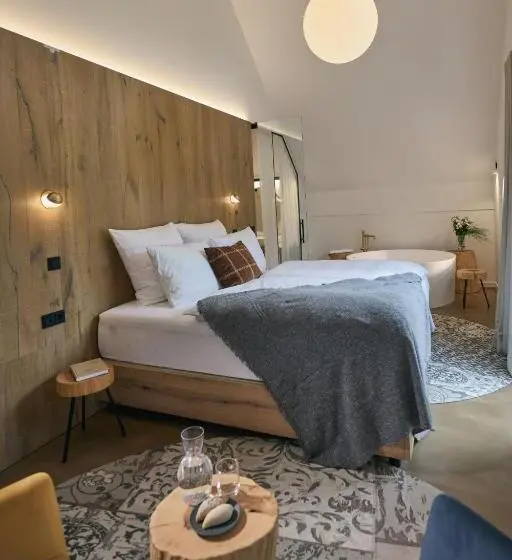 Deluxe Room Mountain View, Triangel Boutique